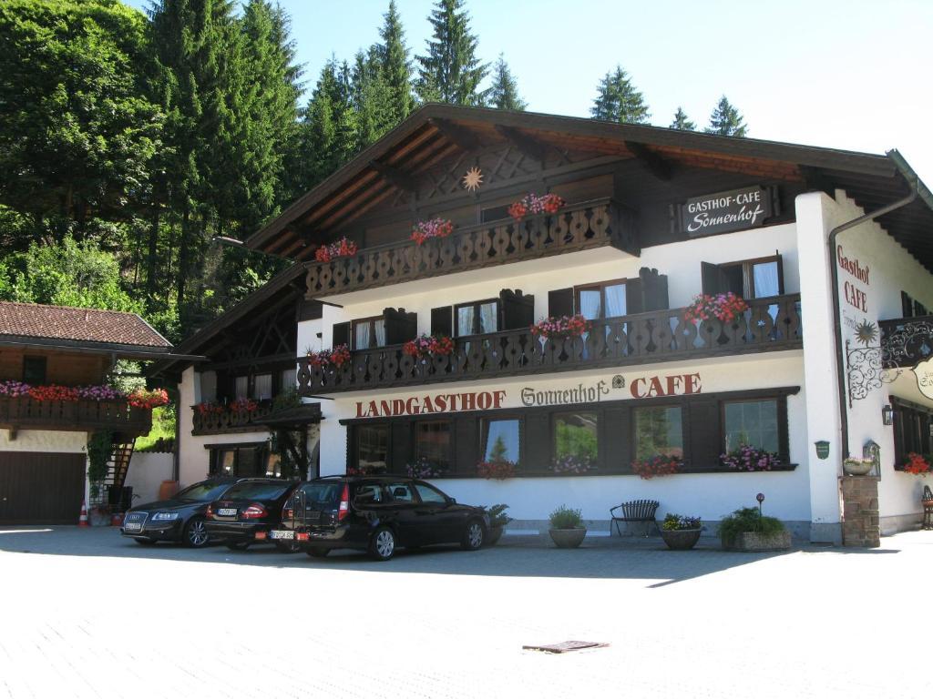 Krün Landgasthof Sonnenhof מראה חיצוני תמונה